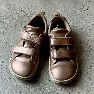 Origo Shoes. Size 1 Little Kid. Ideal for wide feet.